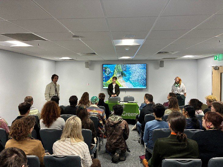 amelie green party day 2 ed policy